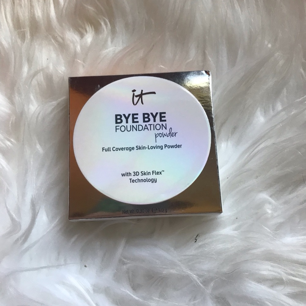 It bye bye foundation powder